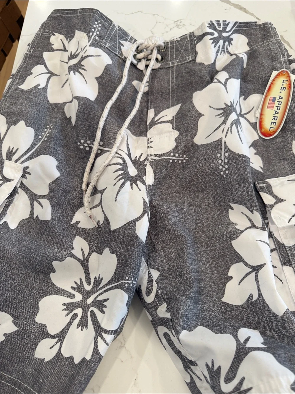 US Apparel Men's Gray & White Floral Swim Trunks